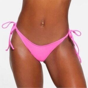 NWT SKIMS bikini bottoms